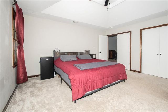 15216 W 132nd Place, Olathe, KS 66062