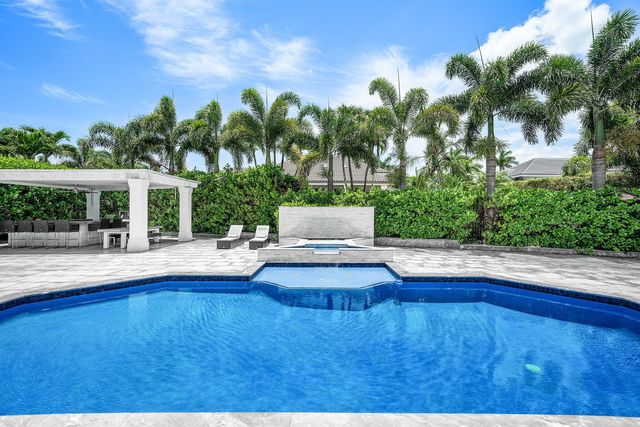 3828 NW 53rd Street, Boca Raton, FL 33496