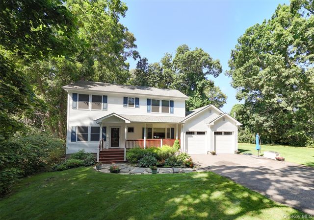 141 Fire Lane, Wading River, NY 11792
