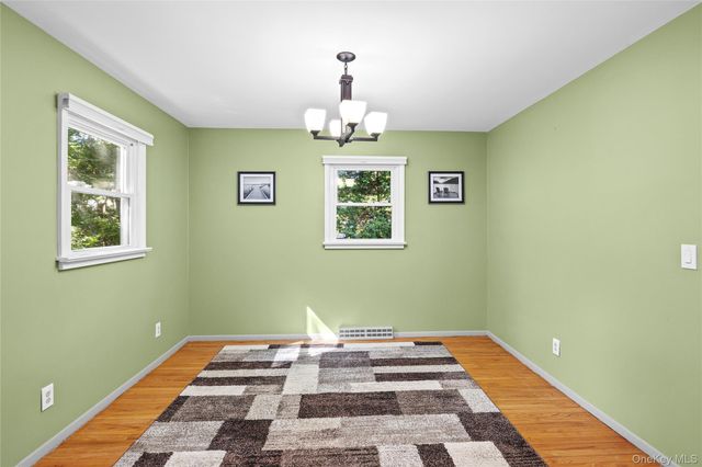 141 Fire Lane, Wading River, NY 11792