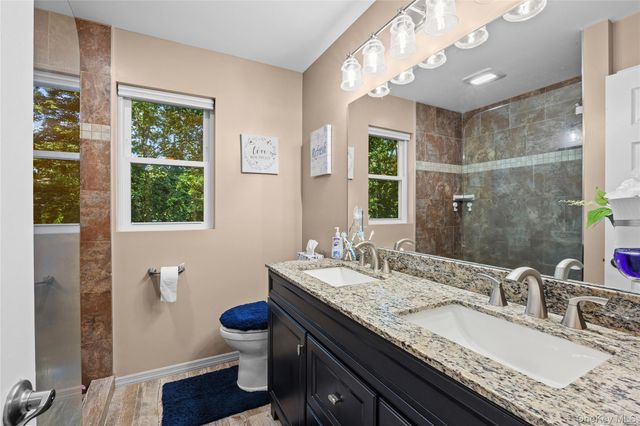 141 Fire Lane, Wading River, NY 11792