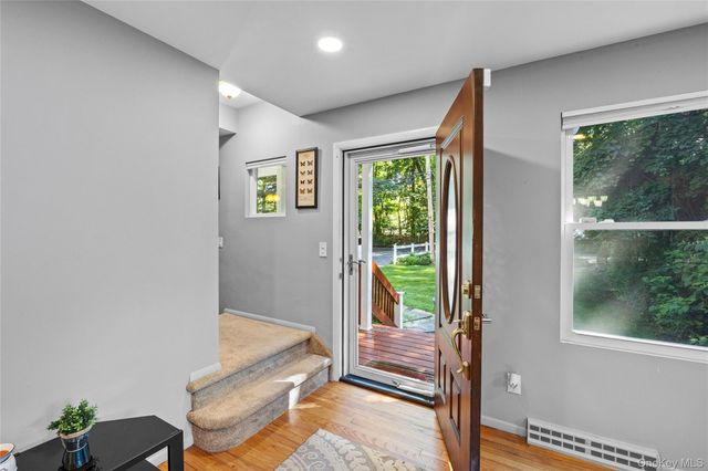 141 Fire Lane, Wading River, NY 11792