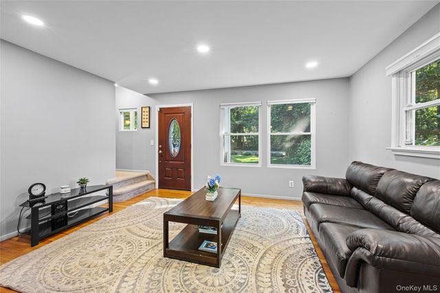 141 Fire Lane, Wading River, NY 11792