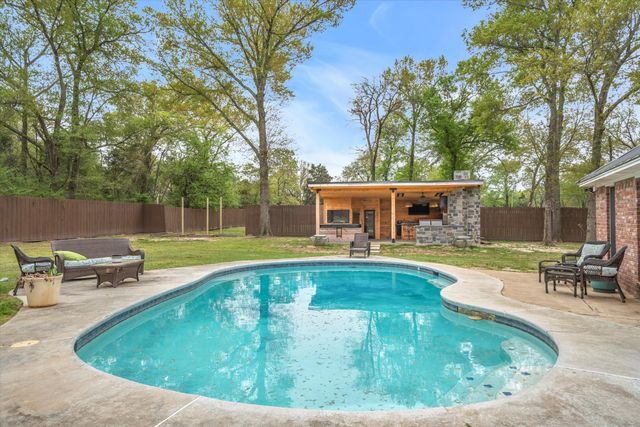159 Private Road 8519, Van, TX 75790