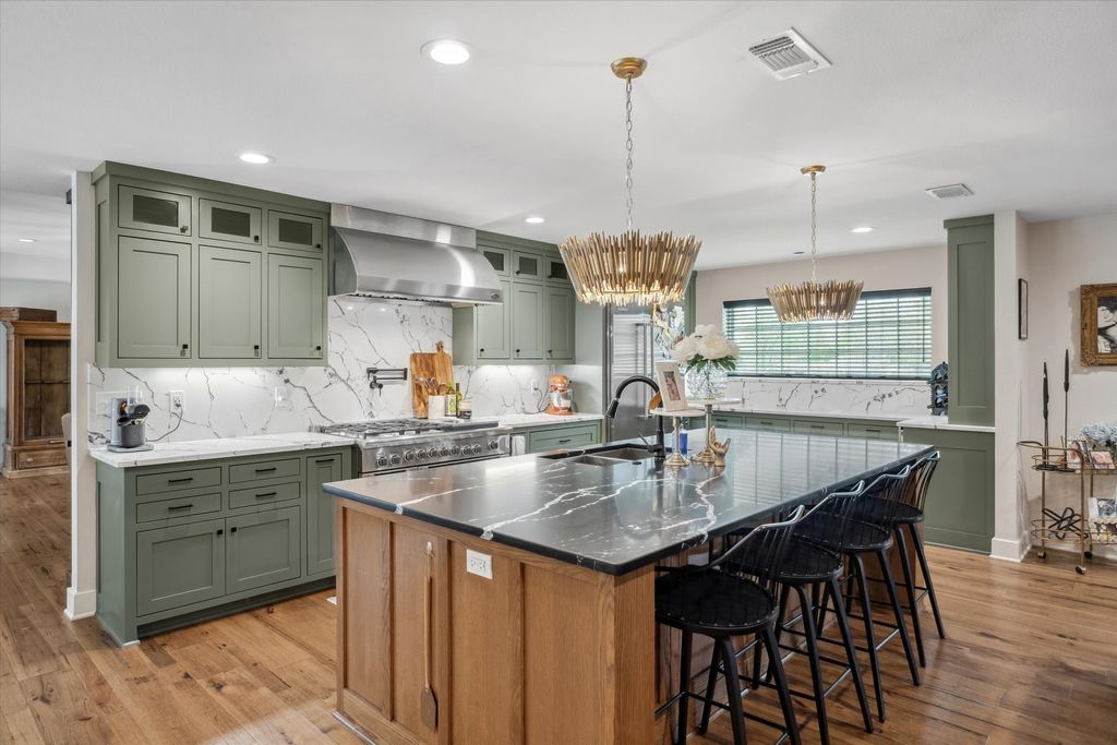 159 Private Road 8519, Van, TX 75790