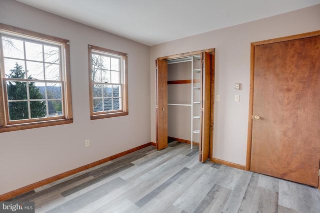 221 CLIFFSIDE DR, Lewistown, PA 17044