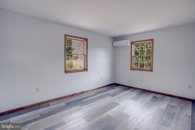 221 CLIFFSIDE DR, Lewistown, PA 17044