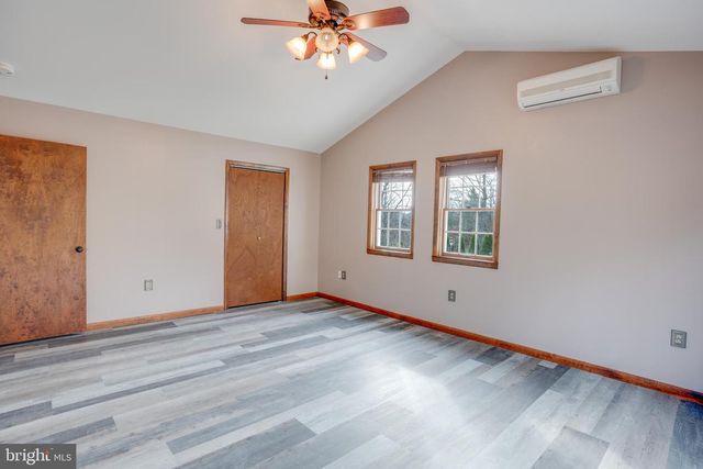 221 CLIFFSIDE DR, Lewistown, PA 17044