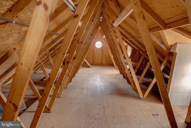 221 CLIFFSIDE DR, Lewistown, PA 17044