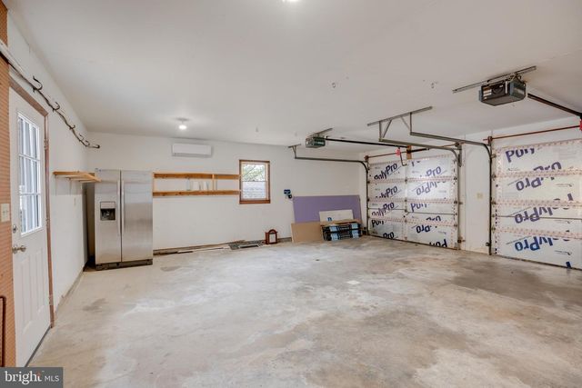 221 CLIFFSIDE DR, Lewistown, PA 17044