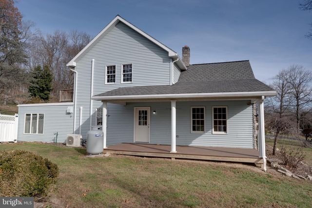 221 CLIFFSIDE DR, Lewistown, PA 17044