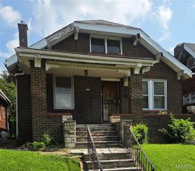 4705 Kossuth Avenue, St Louis, MO 63115