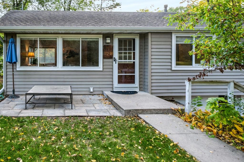 1325 Everest Lane N, Plymouth, MN 55447 — photo 2
