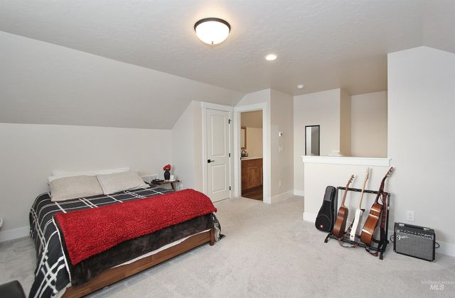 12682 W Teratai St, Star, ID 83669