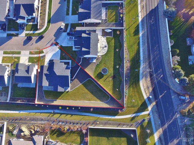 12682 W Teratai St, Star, ID 83669