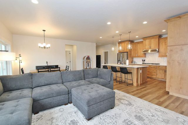 12682 W Teratai St, Star, ID 83669