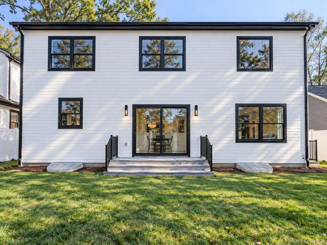 152 Kinsella Avenue, Massapequa Park, NY 11762