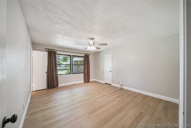 16580 W 81st Street S, Sapulpa, OK 74066