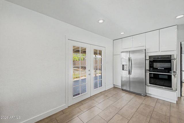 6713 E LATHAM Street, Scottsdale, AZ 85257
