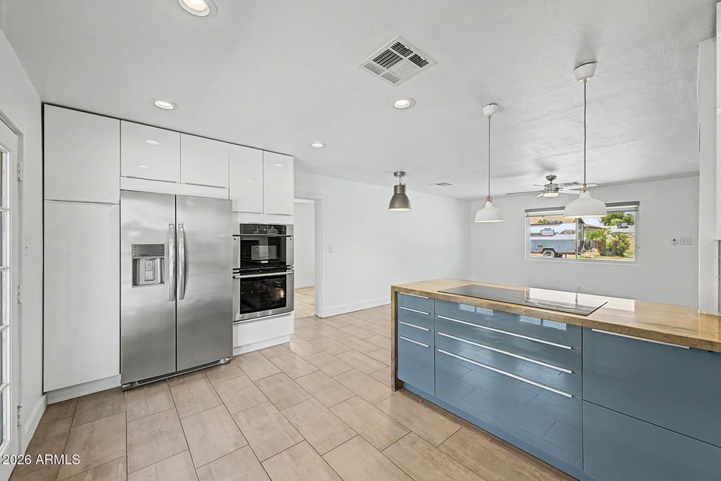 6713 E LATHAM Street, Scottsdale, AZ 85257
