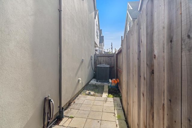 1317 Durance Pl, Roseville, CA 95747