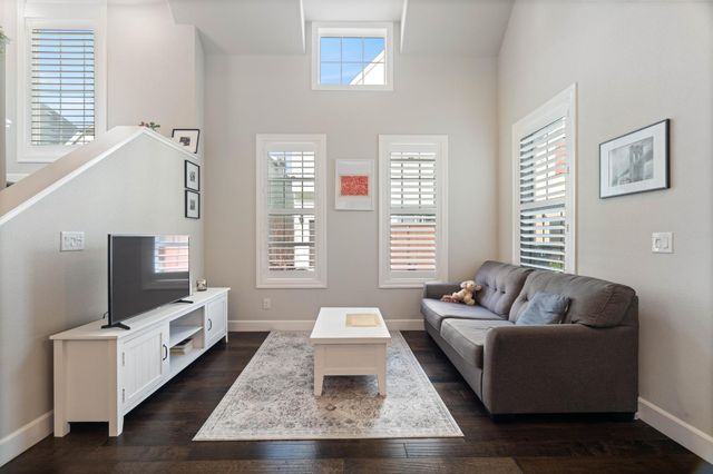 1317 Durance Pl, Roseville, CA 95747