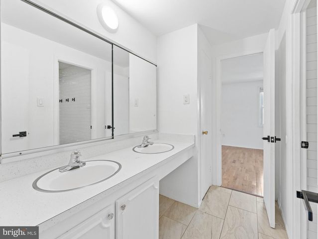 3 RAMBLER CT, Willingboro, NJ 08046