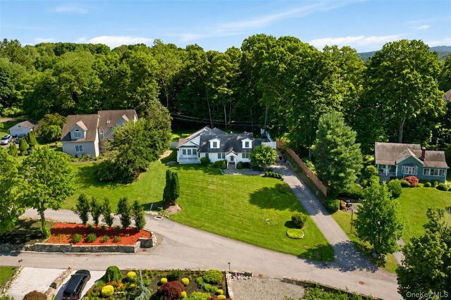 12 Leeside Road, Carmel, NY 10512