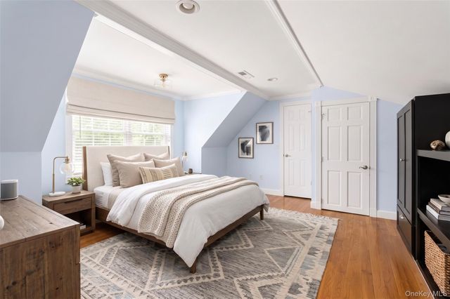12 Leeside Road, Carmel, NY 10512