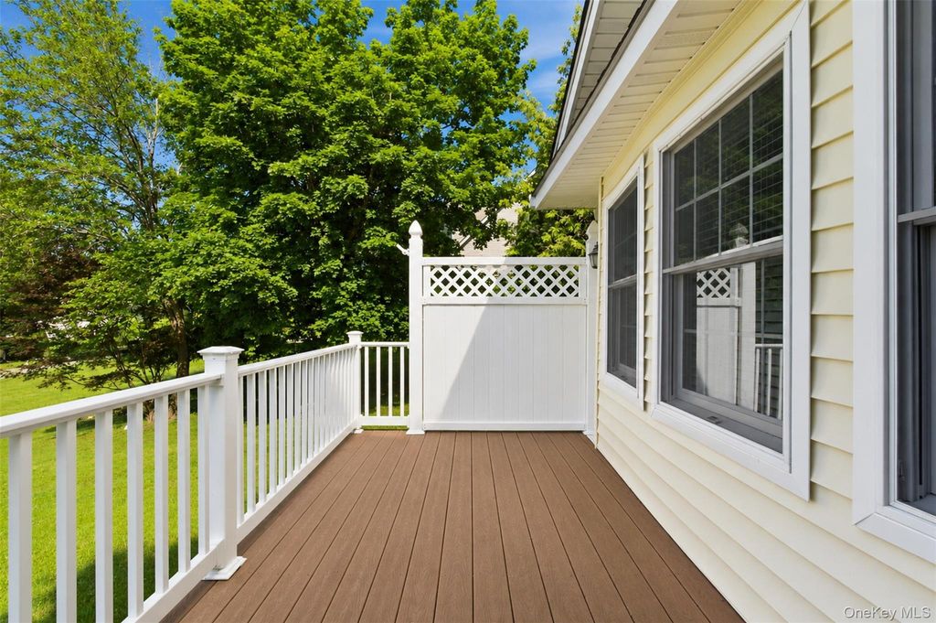 12 Leeside Road, Carmel, NY 10512 — photo 5