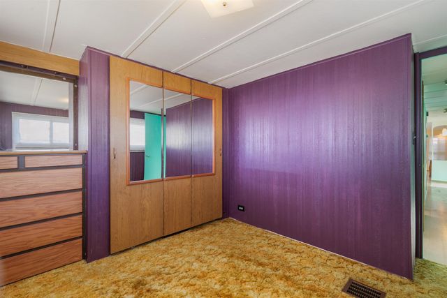 8 Gardner Avenue, Salem, NH 03079