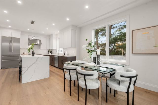 956 Walnut Street 7, Newton, MA 02461
