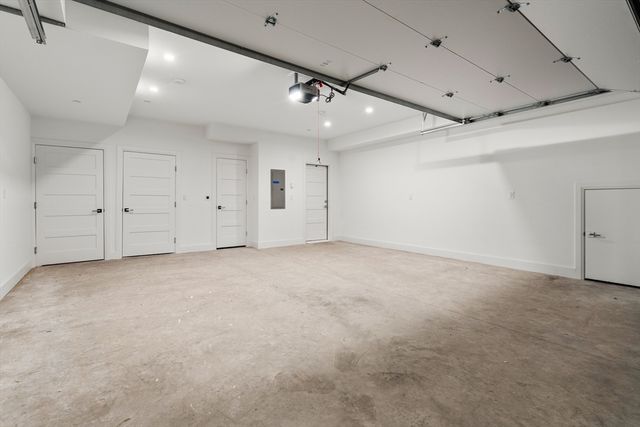 956 Walnut Street 7, Newton, MA 02461