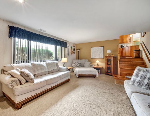 12132 S James Drive, Alsip, IL 60803