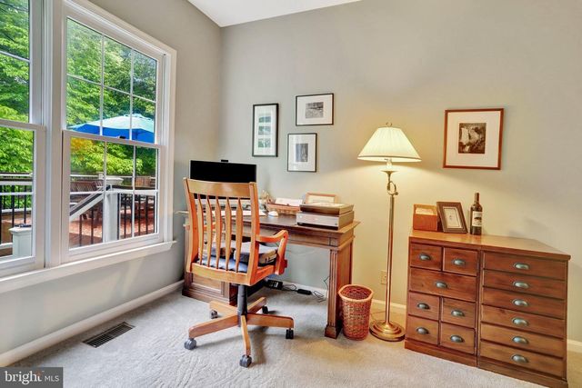 9220 DAVIS DR, Lorton, VA 22079