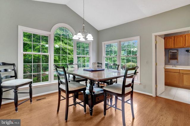 9220 DAVIS DR, Lorton, VA 22079