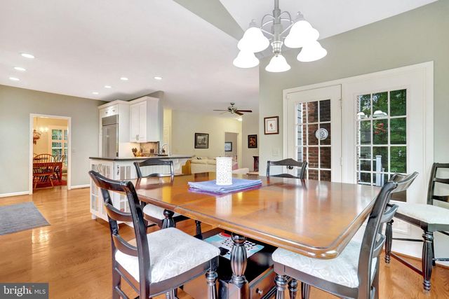 9220 DAVIS DR, Lorton, VA 22079