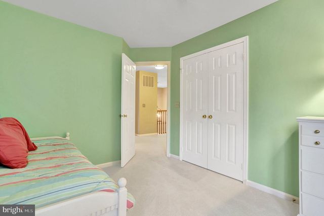 9220 DAVIS DR, Lorton, VA 22079