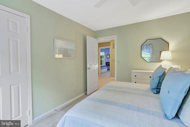 9220 DAVIS DR, Lorton, VA 22079