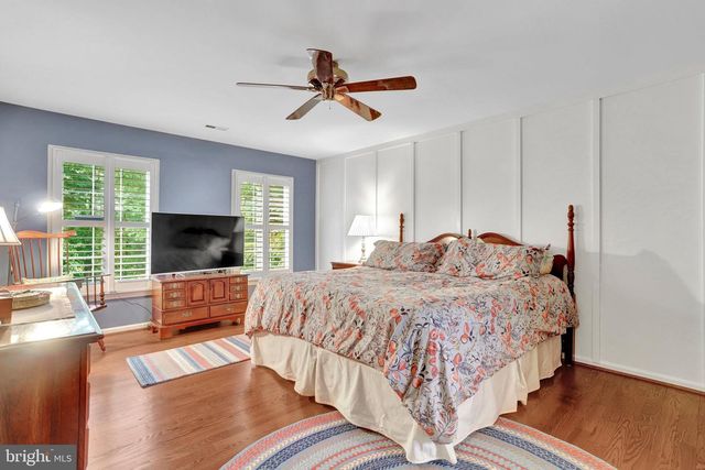 9220 DAVIS DR, Lorton, VA 22079