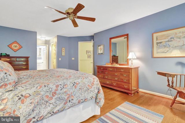 9220 DAVIS DR, Lorton, VA 22079