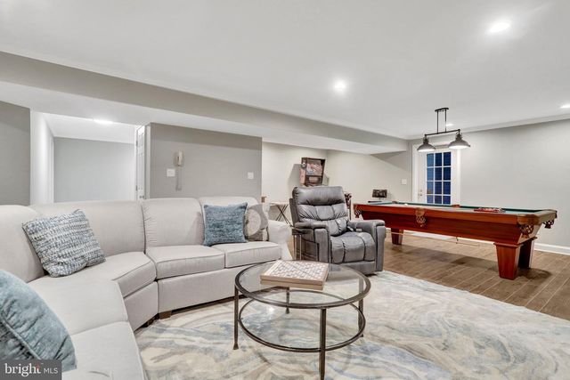 9220 DAVIS DR, Lorton, VA 22079