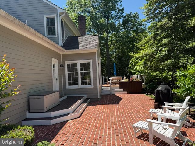 9220 DAVIS DR, Lorton, VA 22079