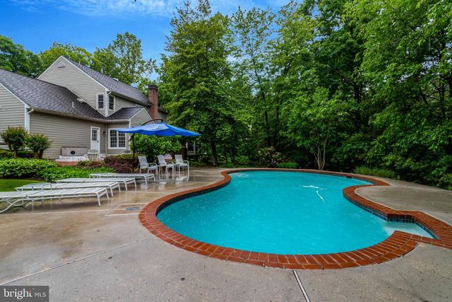 9220 DAVIS DR, Lorton, VA 22079