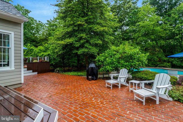 9220 DAVIS DR, Lorton, VA 22079