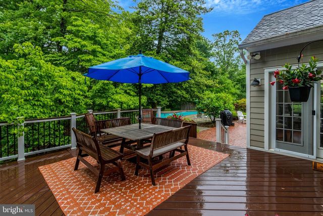 9220 DAVIS DR, Lorton, VA 22079