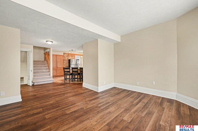 5012 Cass Street, Omaha, NE 68132