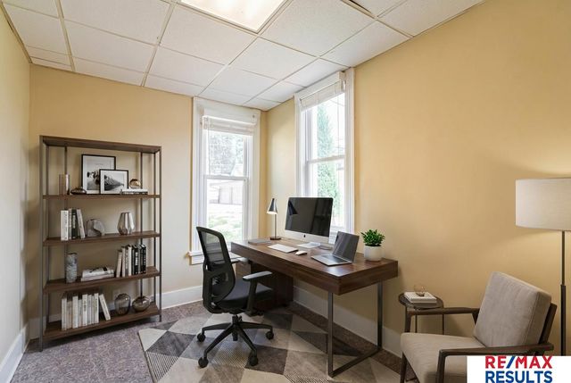 5012 Cass Street, Omaha, NE 68132