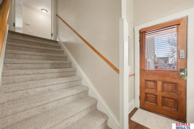 5012 Cass Street, Omaha, NE 68132