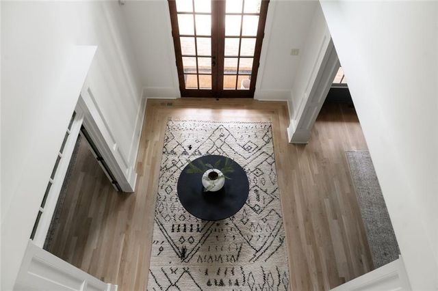 900 Crabapple Hill, Alpharetta, GA 30004